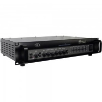 Amplifier for the bass Cabinet the Ampeg SVT-3Pro